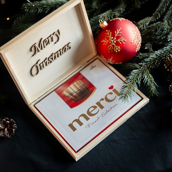 Dřevěná krabička s čokoládou "Merry Christmas"