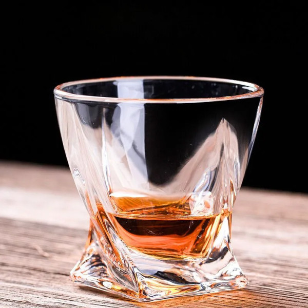Sklenice na whisky „TORNADO“