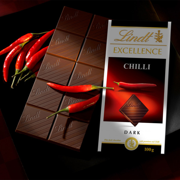 2 ks. "LINDT EXCELLENCE hořká čokoláda s chilli extraktem