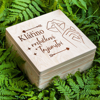 Dřevěná krabice "Rozlučkové tajemství" se jménem podle Vašeho výběru