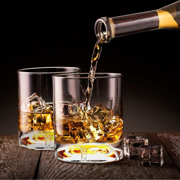 Sada karafy se stojánkem a 4 sklenicemi „Baseball Bat“