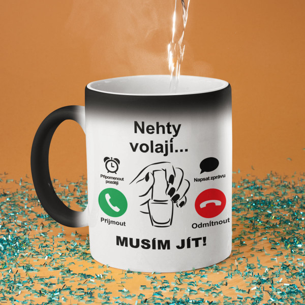 Hrnek "Nehty volají"