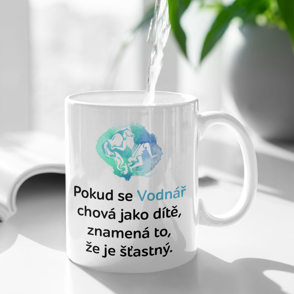 Hrnek se znamením zvěrokruhu "Vodnář"