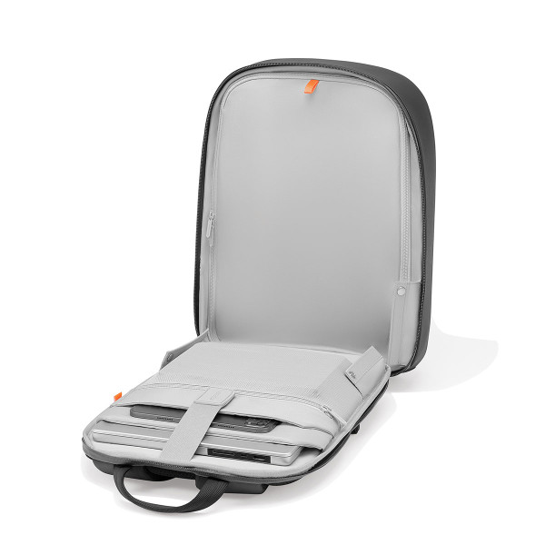 Batoh s ochranou proti krádeži "Bobby Edge"