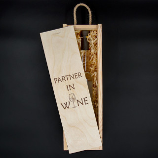 Dřevěný box na láhve "Partner in wine"