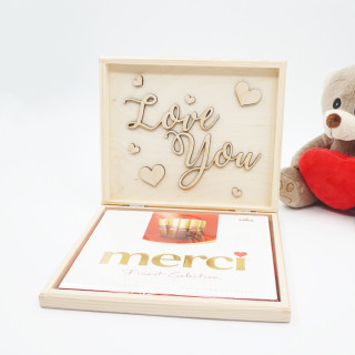 Dřevěná krabička s čokoládou "Love you"