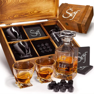 Sada whisky v dřevěné krabičce "TORNADO - pro nejlepšího šéfa"