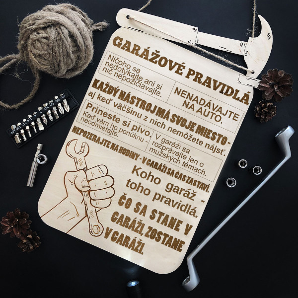 Dřevěná gravírovaná destička "Pravidla garáže"
