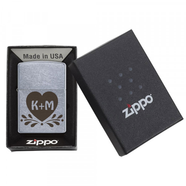 Zapaloveč Zippo "Srdce" s Vámi vybranými iniciálami